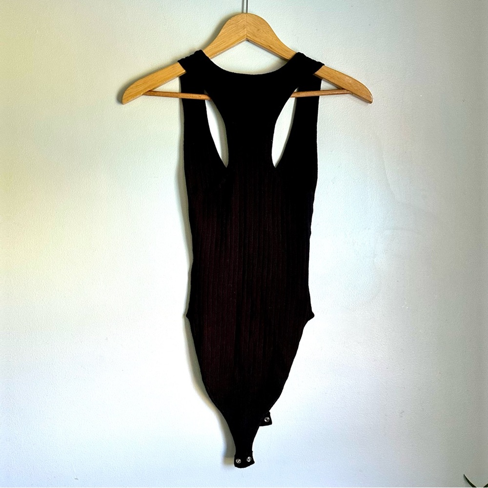 Forever 21 Rib Knit Racerback Bodysuit Black Small - Picture 2 of 9